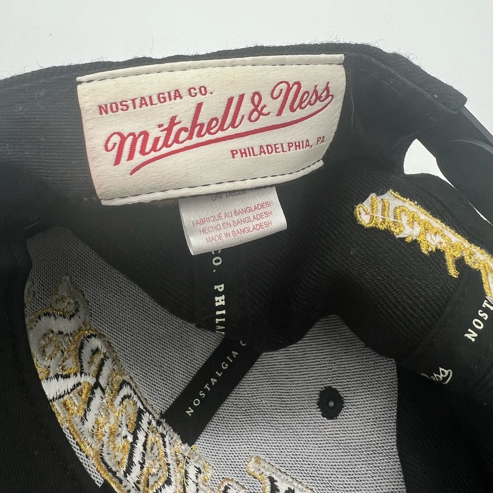 MITCHELL & NESS Lakers NBA Purple and Gold Fitted Flap Top Cap Unisex sz OS - Picture 7 of 9